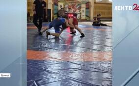 Енакиевские спортсмены показали отличные результаты в региональным этапе всероссийского фестиваля по вольной борьбе в Донецке