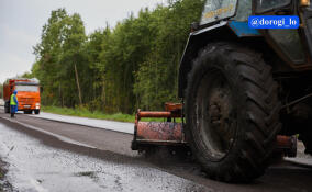 Дорожники обновляют участок трассы от Мельничного Ручья до Кирпичного Завода