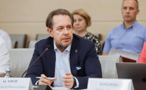 Политолог Асафов: В центре фокуса политики Дрозденко — человек и семья