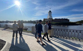 Прокуратура оценила ход благоустройства Петровской набережной и Садового сквера в Выборге