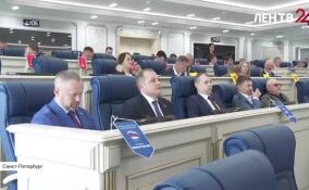В Заксобрании Ленобласти после каникул открылось 68-е заседание