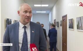 В Заксобрании Ленинградской области открылась фотовыставка «Хроники террора украинского неонацистского режима»