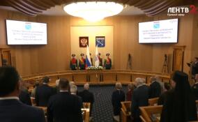 В Доме правительства Ленобласти началась церемония вступления Александра Дрозденко в должность губернатора