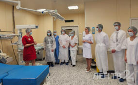 Ученики медицинского класса в Гатчине познакомились с работой Перинатального центра