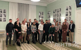 Футболисты «Ленинградца» посмотрели «Дядю Ваню» в Театре на Васильевском