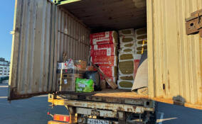 Из Ленобласти отправили гуманитарный груз для военнослужащих и детских домов ДНР