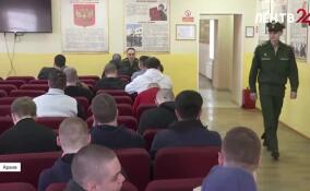 Более 12 тысяч призывников из разных субъектов страны пройдут службу в ЛенВО
