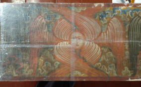 Два тябла из иконостаса старинной церкви передали в Центр реставрации в Рождествено