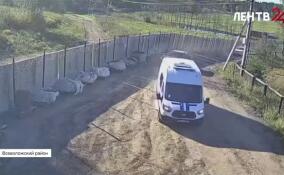 Все 12 — токсичные. Пробы земли с территории незаконной свалки в деревне Скотное всё-таки удалось взять