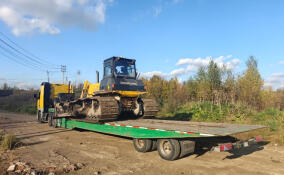 У нарушителя экологического законодательства в Разметелево изъяли бульдозер