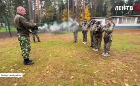 В Рощино стартовали военно-патриотические занятия для студенток и школьниц Ленобласти
