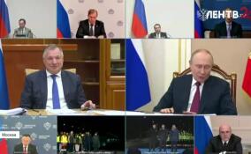 Владимир Путин в режиме телемоста открыл несколько объектов дорожной инфраструктуры в различных регионах страны