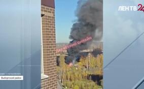 Жители Всеволожского района сообщают о пожаре в Лавриках