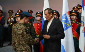 Гранты губернатора Ленобласти получили 17 проектов участников СВО и их родных