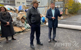 Виталий Лазуткин осмотрел восстановленый жилой дом в Приморске
