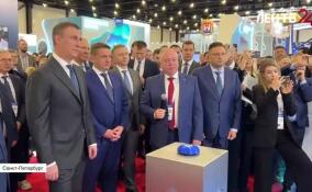 Дмитрий Патрушев посетил Международный рыбопромышленный форум и выставку рыбной индустрии, морепродуктов и технологий