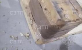 Петербуржца приговорили к восьми годам за ввоз в страну более 88 кг гашиша