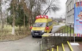 Школа в Сусанино получила новый школьный автобус
