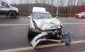 В ДТП на М-10 пострадал человек