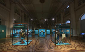 Эрмитаж продлил выставку «К барьеру!» в честь Дня народного единства