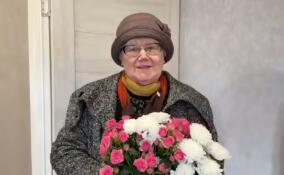 Петербург помог восстановить квартиру заслуженной учительницы из Мариуполя