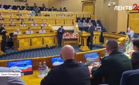 Александр Дрозденко поздравил сотрудников органов внутренних дел с наступающим профессиональным праздником