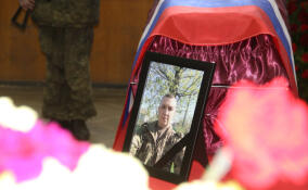 В Лодейнопольском районе простились с погибшим на СВО Алексеем Жидецким