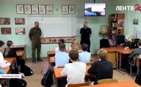 В школе деревни Малое Верево участники СВО побеседовали со старшеклассниками