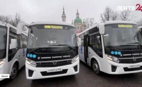 Новые газомоторные автобусы вышли на линию в Кингисеппском районе