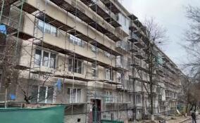 Александр Дрозденко поручил помогать властям Енакиево в восстановлении поврежденного жилья