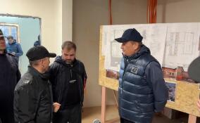 Александр Дрозденко посетил строящийся центр временного размещения иностранцев в Енакиево