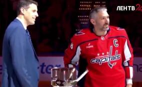 Александр Овечкин вновь отметился заброшенной шайбой