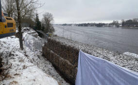 Во время реконструкции водоочистных сооружений в Волхове погиб рабочий
