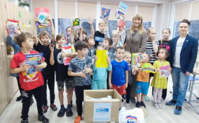 Депутаты «Единой России» передали подарки маленьким пациентам в рамках акции «Коробка храбрости»