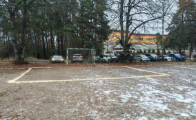 Футбол на снегу: в Приозерском районе дан старт зимнему первенству