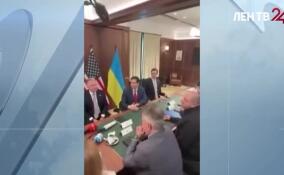 Спецпосланник президента США Стив Уиткофф вылетел в Москву