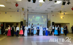 Ежегодный бал дружин юных пожарных собрал в Шлиссельбурге более сотни участников