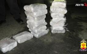 В Чувашии полицейские пресекли перевозку наркотиков из Ленобласти