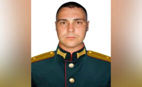 Младший лейтенант Асламин подавил пулемётную точку противника