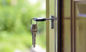 В Ленобласти с 2026 года улучшат условия добровольного страхования квартир через «ЕИРЦ ЛО»