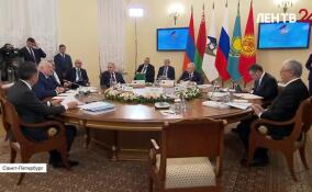 Владимир Путин провел ряд двусторонних встреч