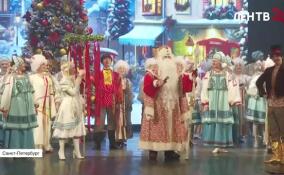 Во Дворце искусств стартовали губернаторские елки