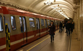 Стало известно, как в Петербурге в новогодние выходные будет работать общественный транспорт