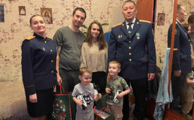 Следователи из Соснового Бора и Всеволожска исполнили заветные желания детей