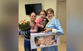 Родным погибшего участника СВО из Лодейного Поля передали его орден Мужества