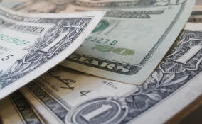 Мужчина на русско-эстонской границе попытался дать таможеннику взятку