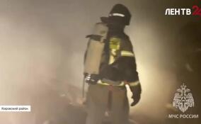 В посёлке Мга загорелся ангар площадью почти 2,5 тыс. квадратов