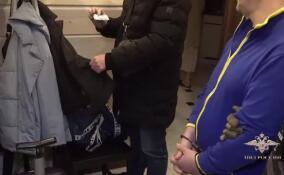 Группу квартирных аферистов поймали в Ленобласти
