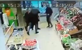 Покупатель напал на сотрудницу магазина на проспекте Энергетиков