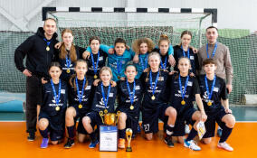 Юные волховчанки стали лучшими в регионе по футзалу